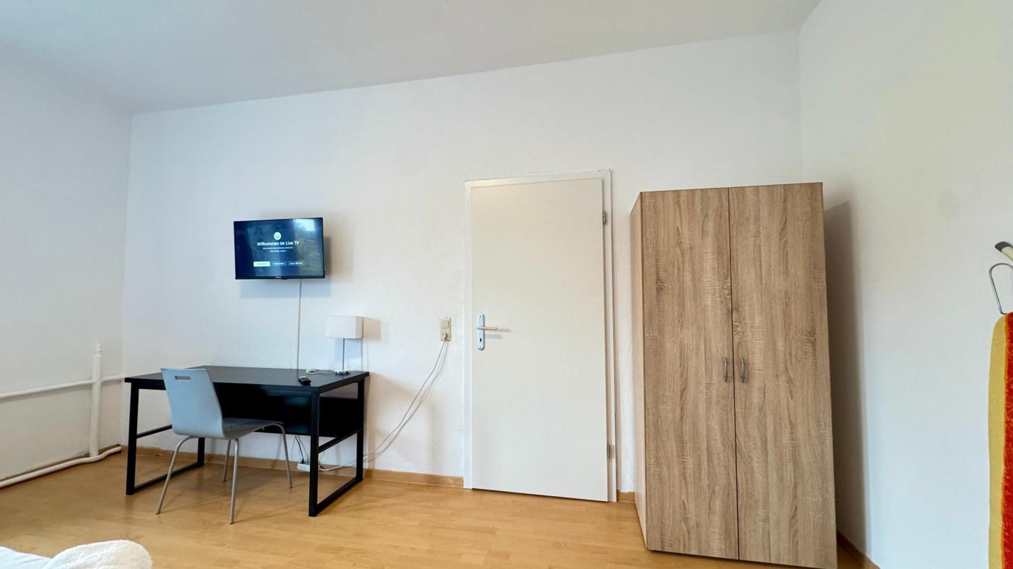 Apartments Im Herzen Von Neumuenster Innenstadt & Hbf Fusslaeufig, Mit Privatparkplatz Экстерьер фото